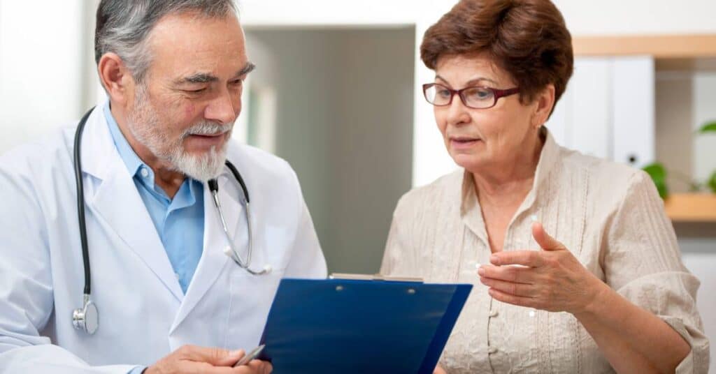 Melatonin and heart health: doctor discusses study results with an older patient.